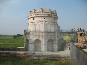 mausoleo_teodorico_ravenna
